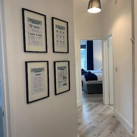 The Retreats 2: Pet-Friendly Flat in Kenfig Hill Apartment Exterior photo