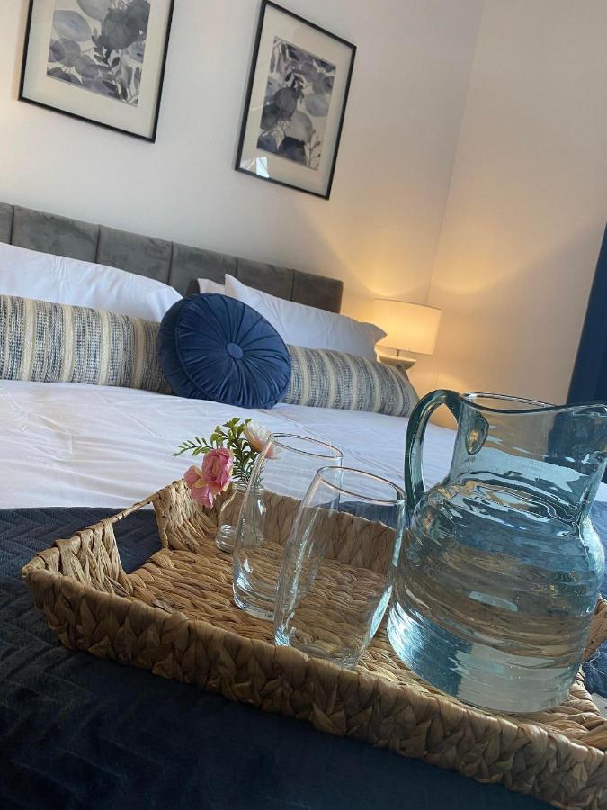 Apartment The Retreats 2: Pet-friendly Flat In *