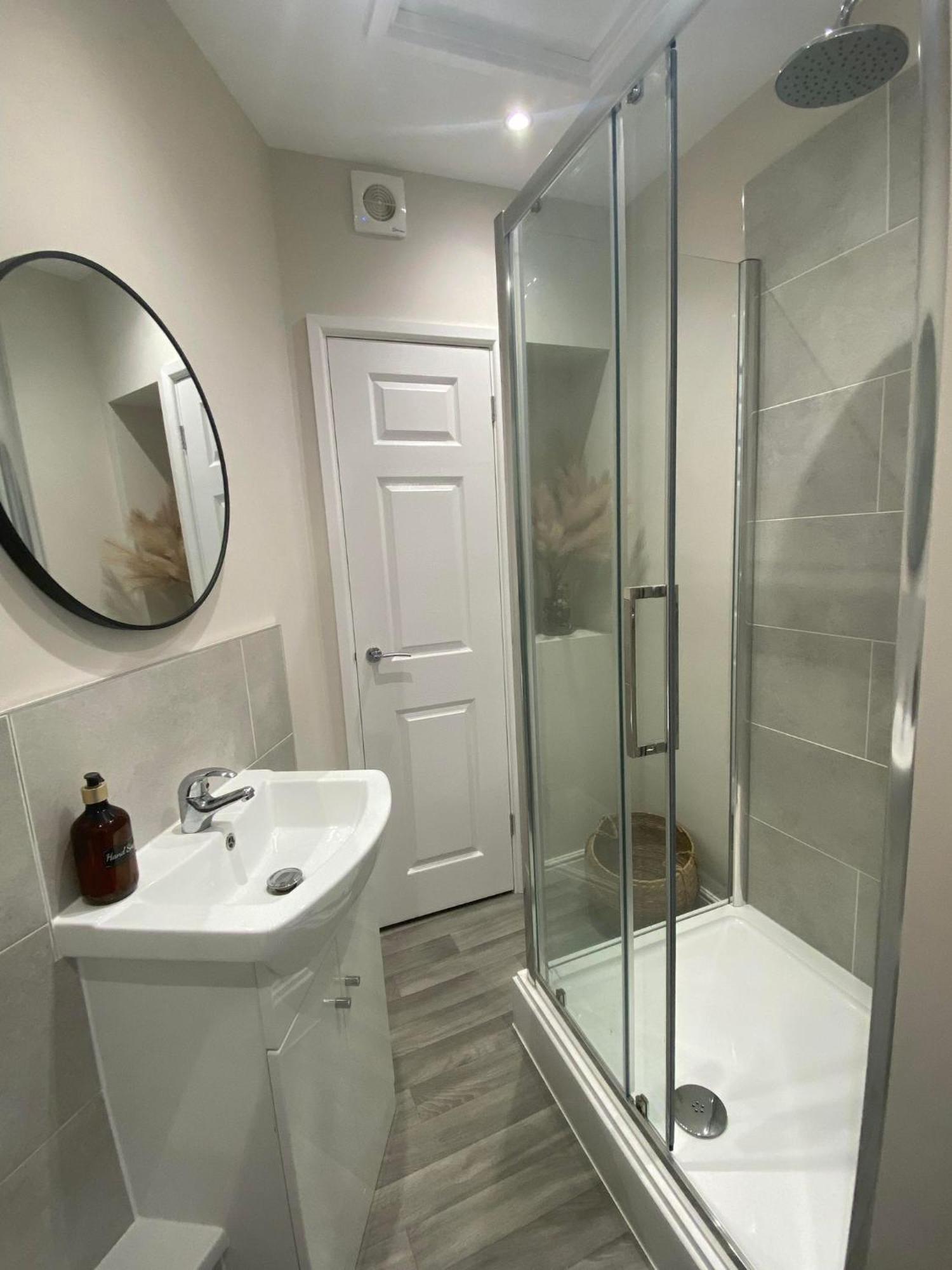 The Retreats 2: Pet-friendly Flat In