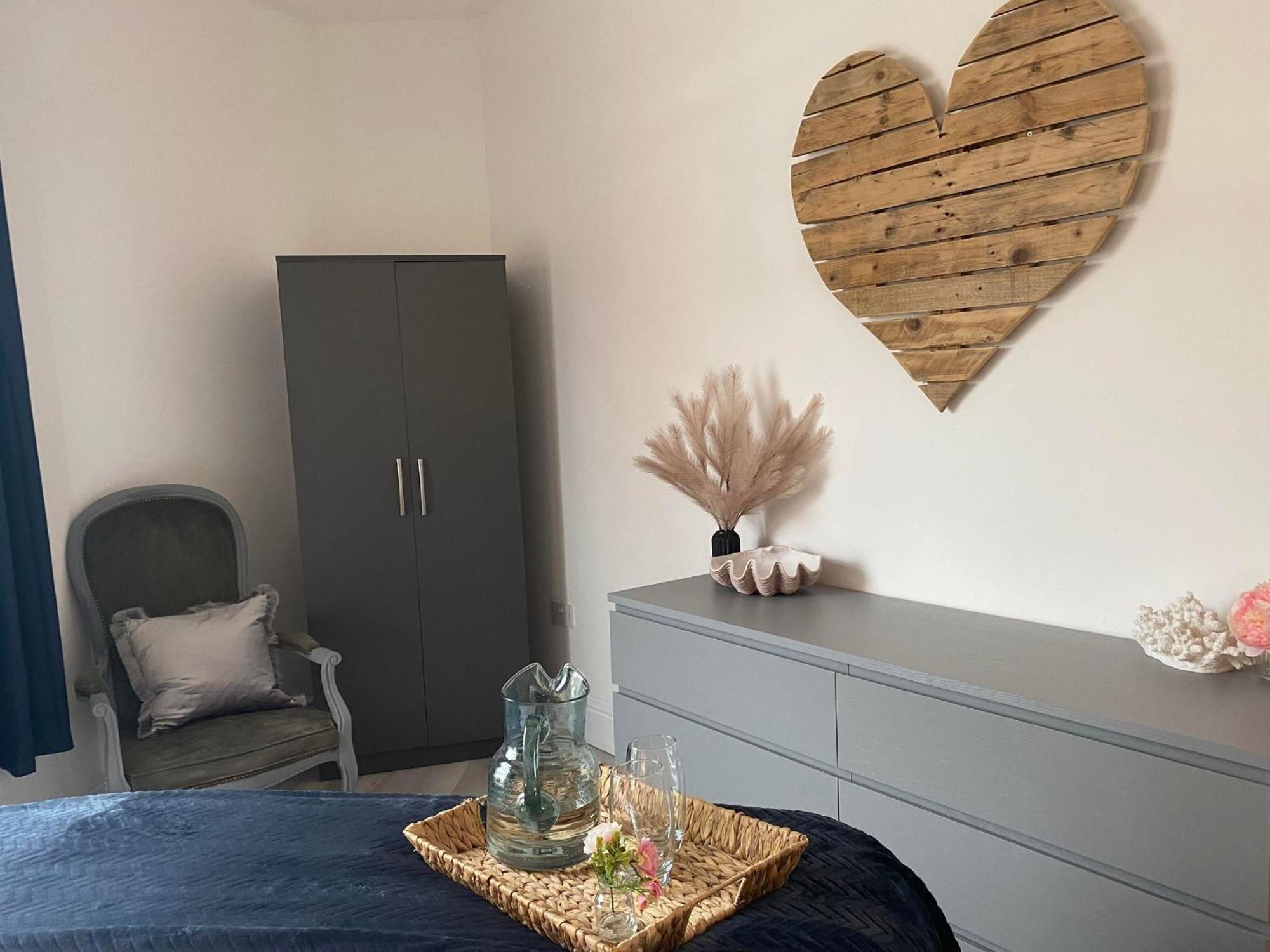 Apartment The Retreats 2: Pet-friendly Flat In Kenfig Hill